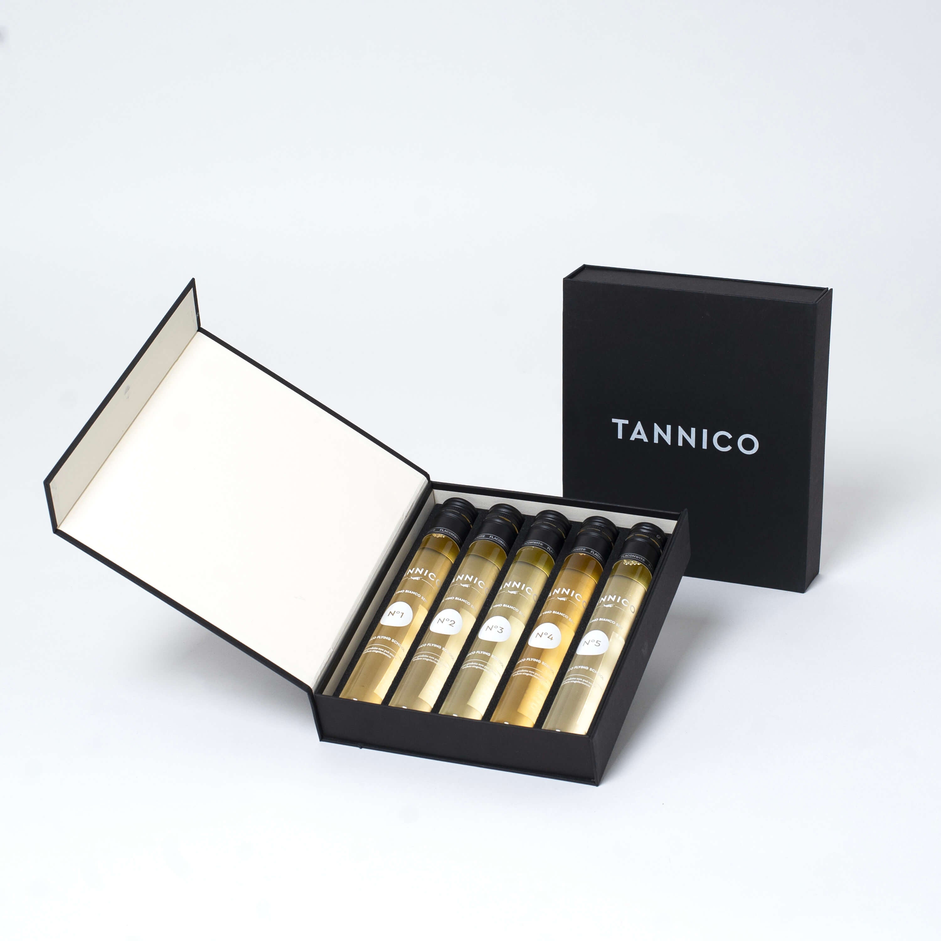 Tannico Flying School at Home - Che vino bianco sei?